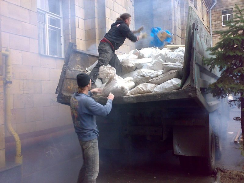 Вывоз строительного и бытового мусора в Минске
